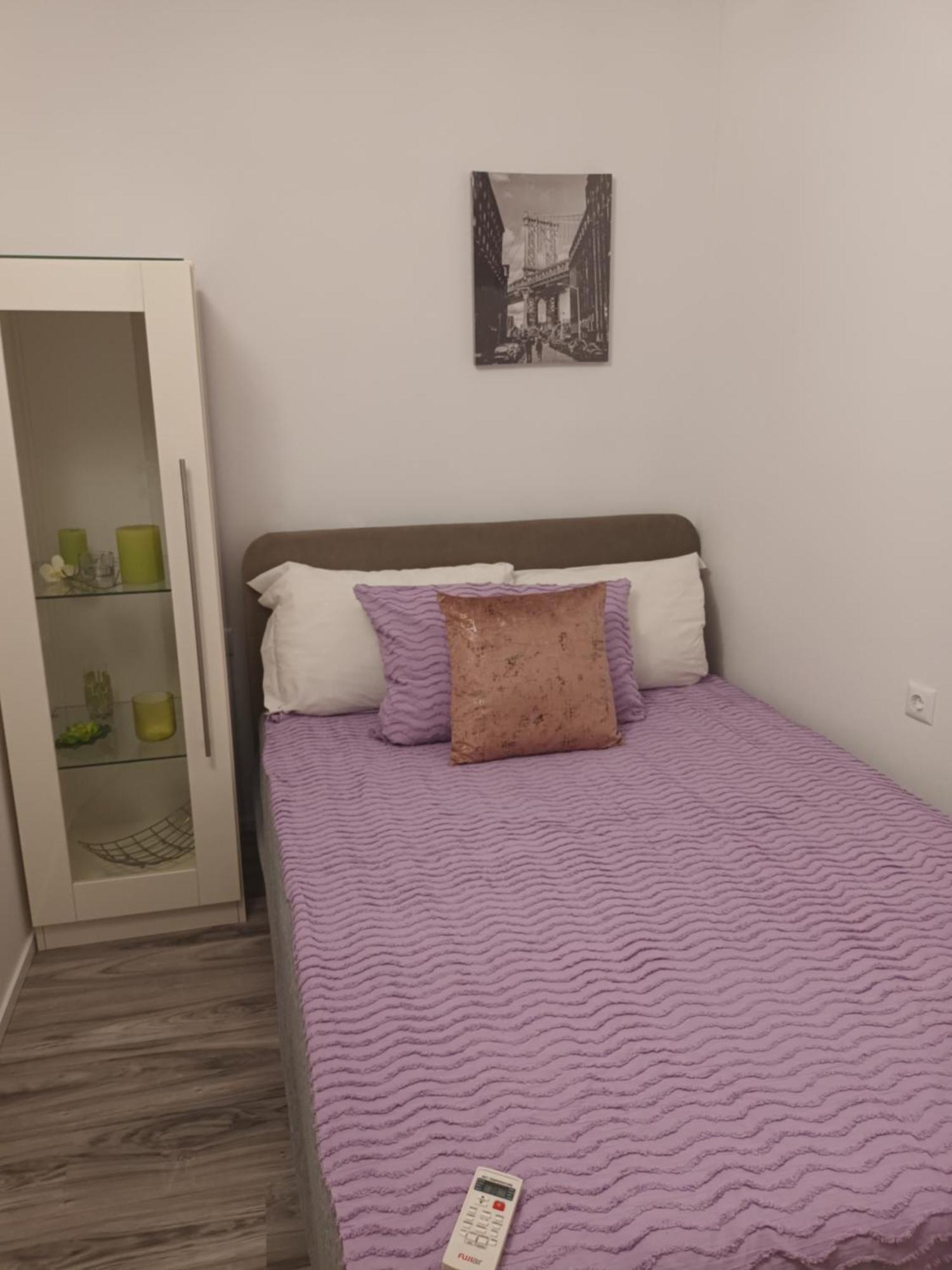 Apartment Emi4 *